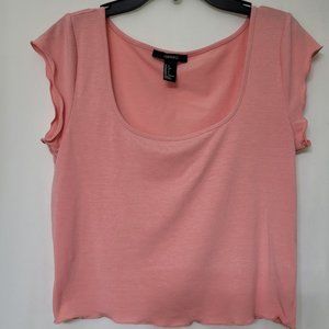 64. FOREVER 21 Women's Lettuce Edge Crop Top Size L